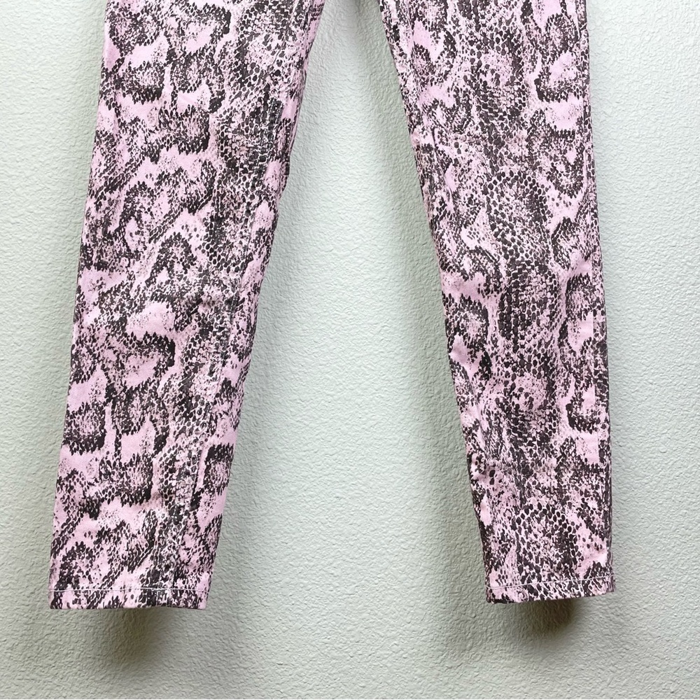 BDG Urban Outfitters Women's 30 Twig High-Rise Pink Brown Snakeskin Snake Crop - Picture 3 of 16